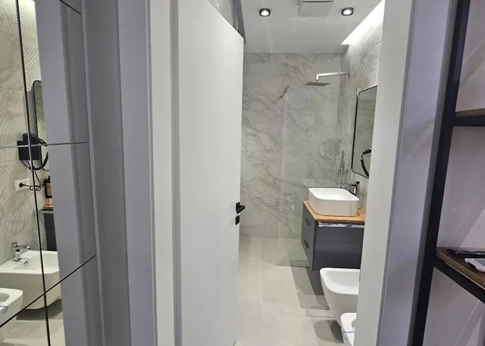 Affittacamere Ns Luxury Tirana