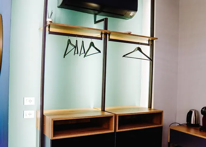 Ns Luxury * טיראנה